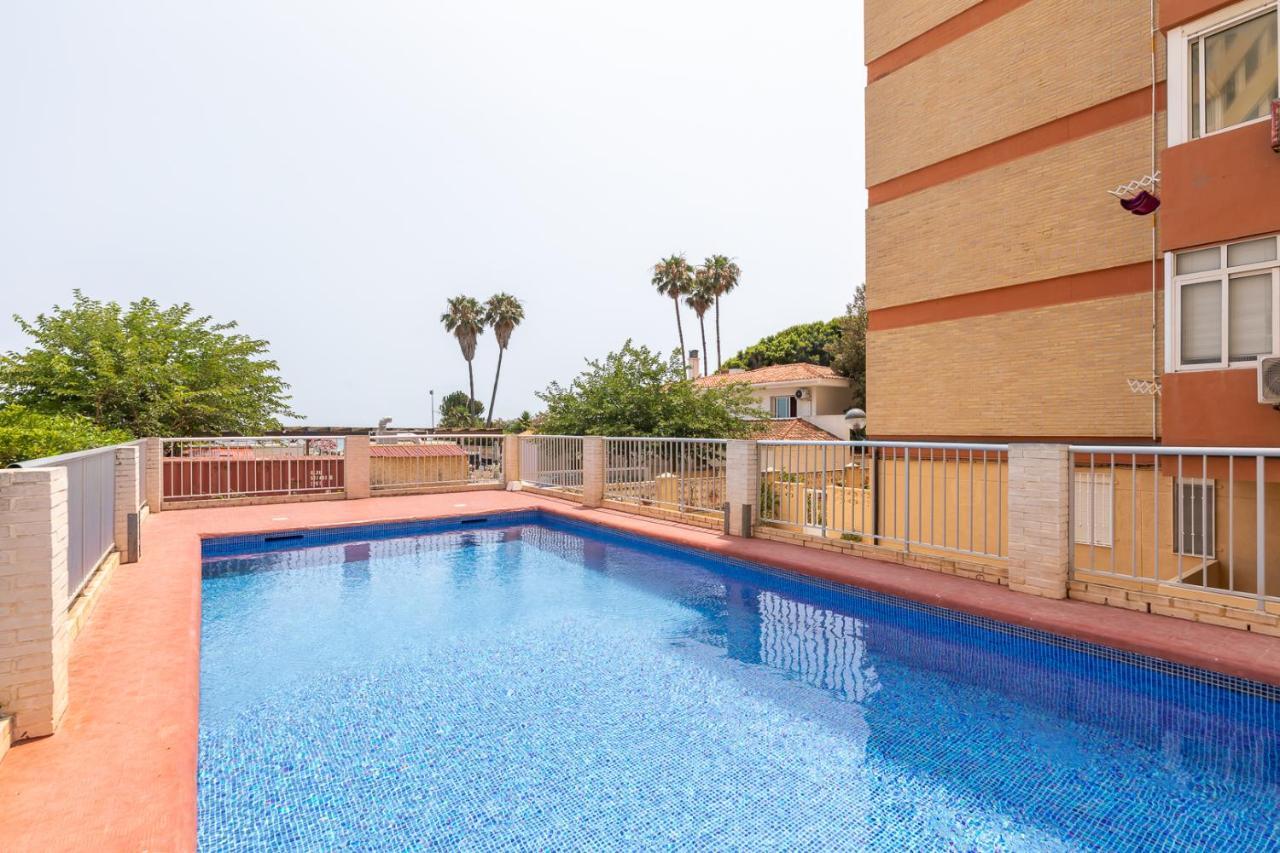 Isola Beachside Apartment Валенсия Экстерьер фото