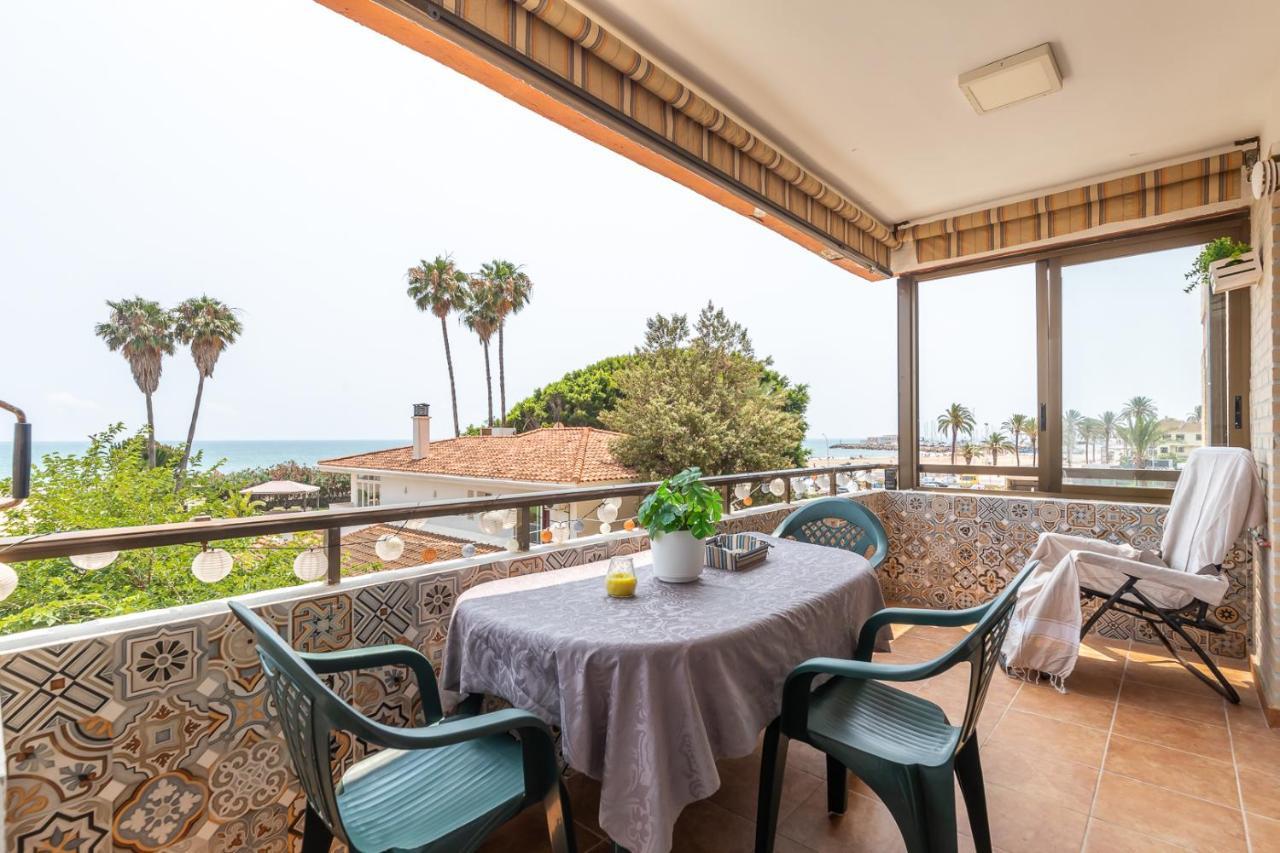 Isola Beachside Apartment Валенсия Экстерьер фото